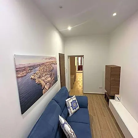 2br Elegant